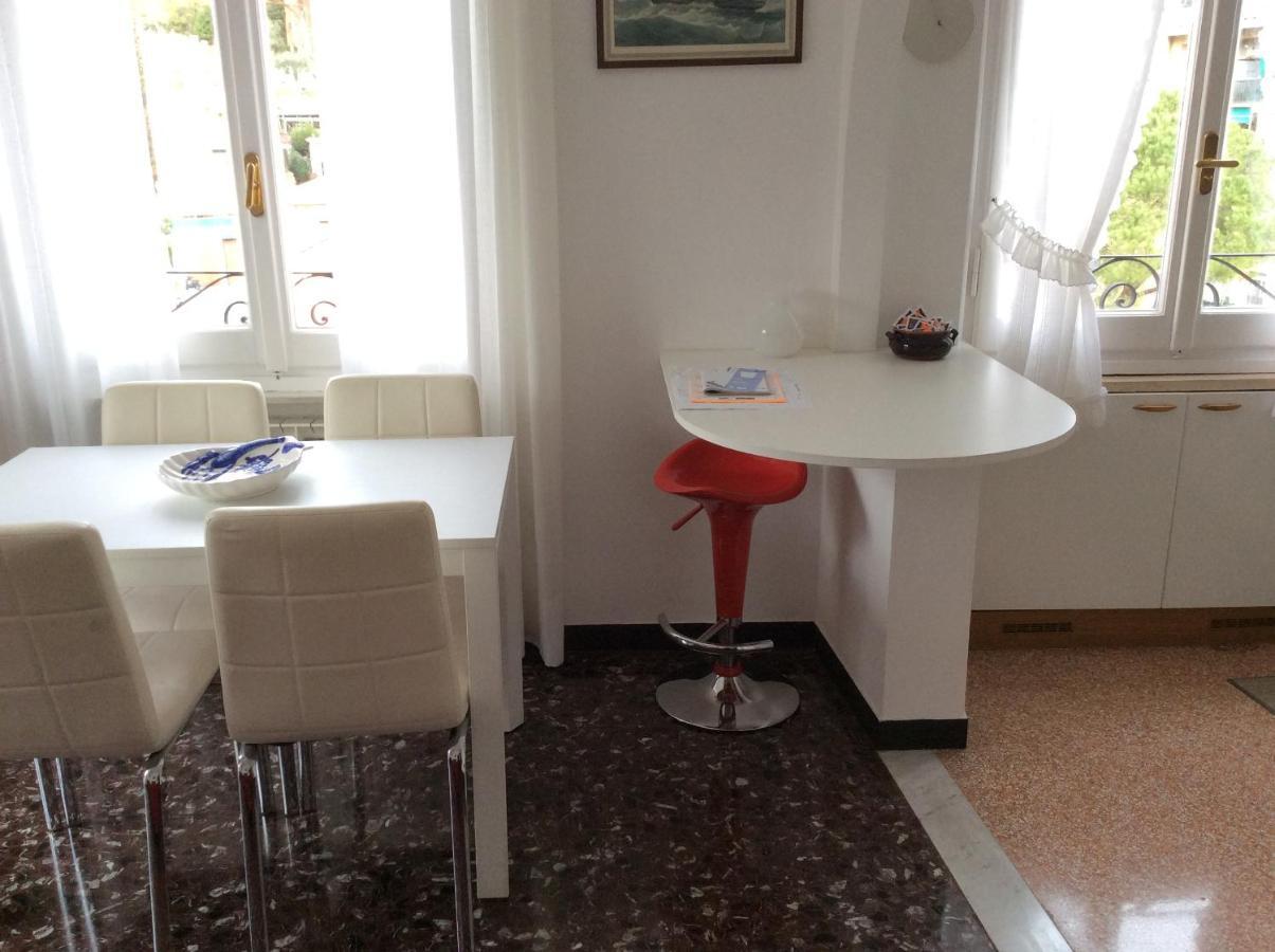 La Terrazza Della Luisa By Portofinovacanze Santa Margherita Ligure Ruang foto